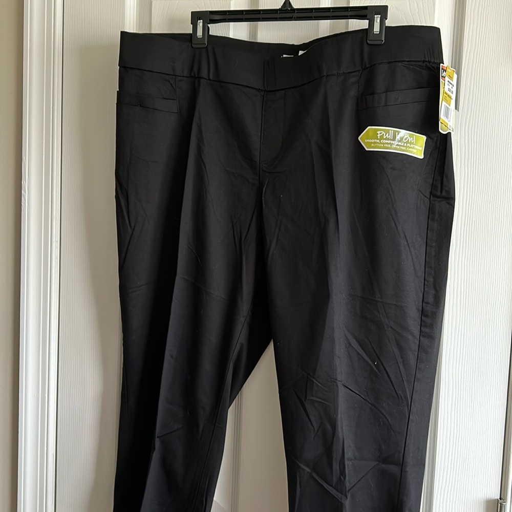 Lee Women’s Pull On Capri Pants